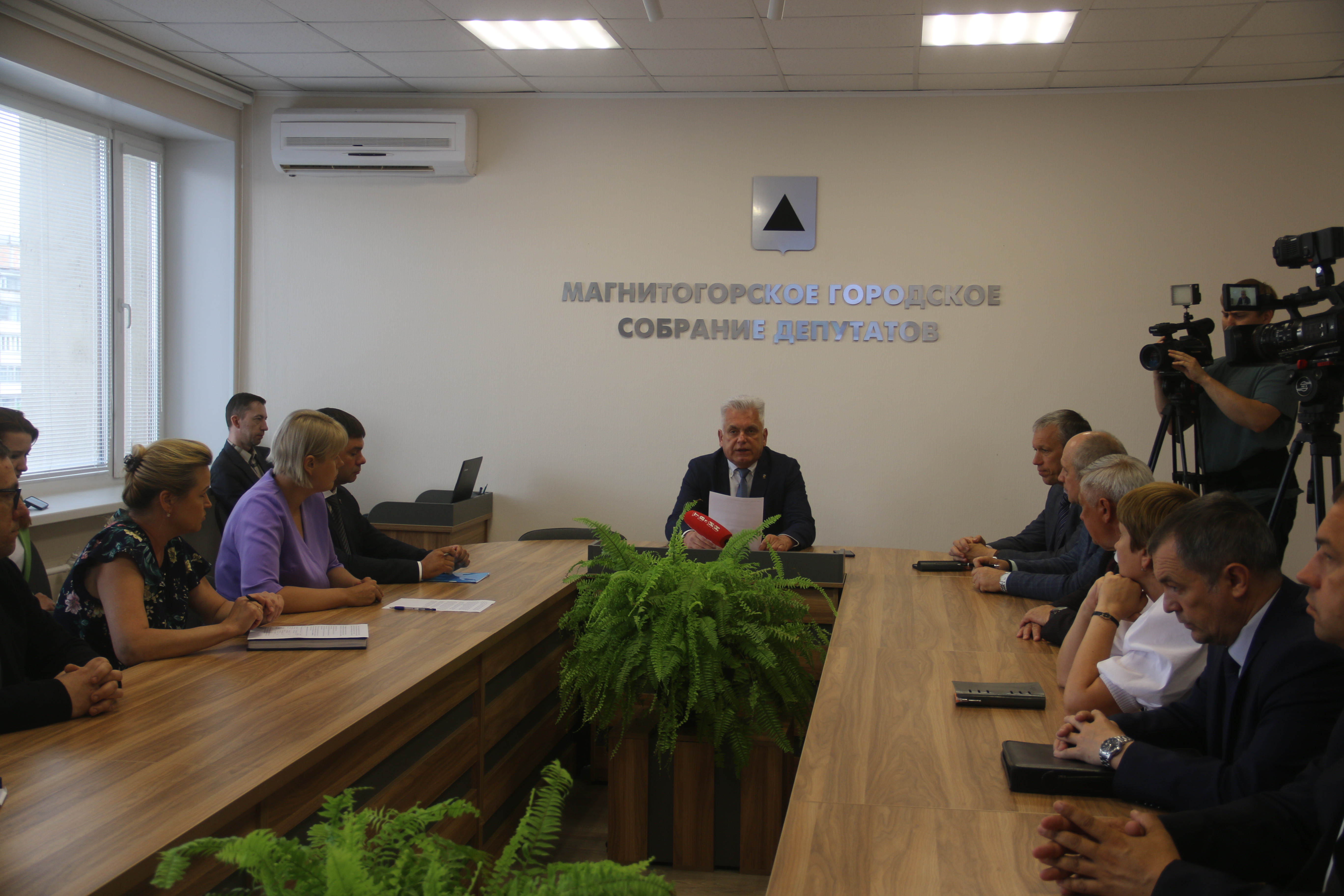 Магнитогорск новости. Бердников семья магнитогорск. Бурилкина магнитогорск. Вести магнитогорск. Экскурсия школьников на ммк.