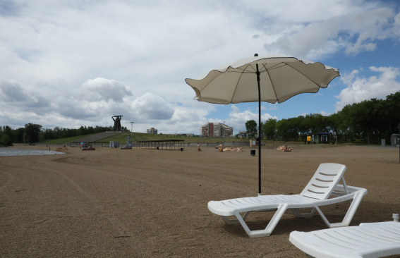 Городские пляжи готовы к сезону