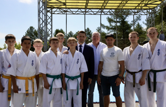 Спорт, характер и единство