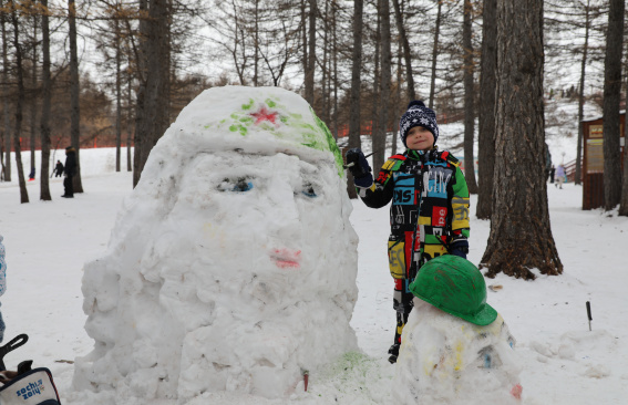 Снежно и весело